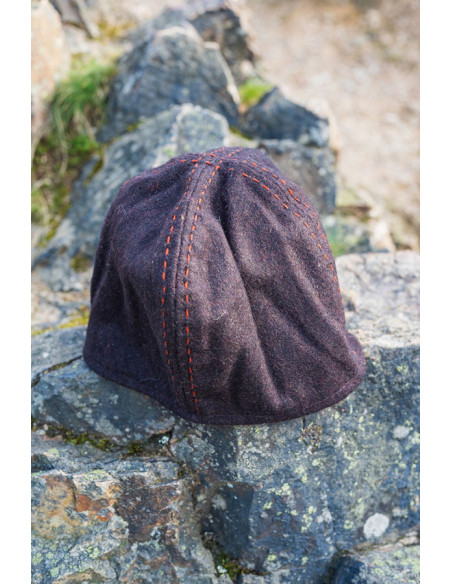 Brown Viking wool cap Sjard model