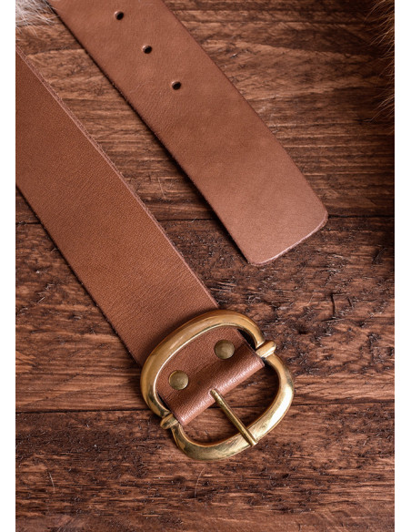 Medieval belt of 135 cm. with brass...