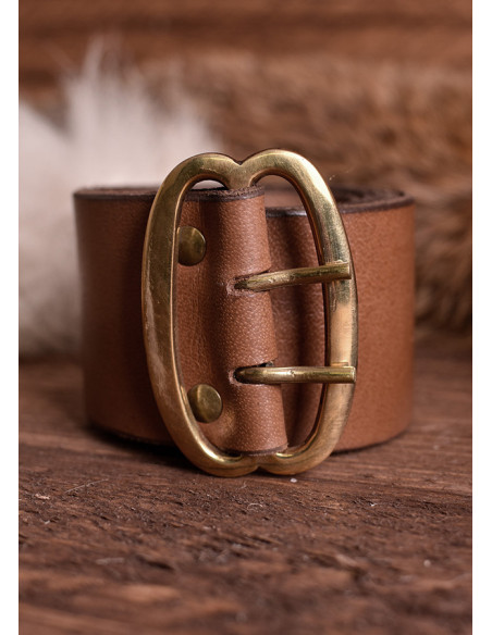 Medieval belt of 135 cm. with brass...