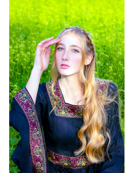 Medieval nobility dress, black