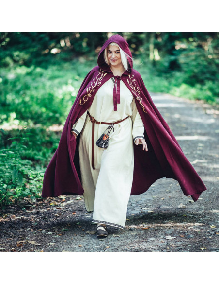Medieval cape with embroidery Lyra...