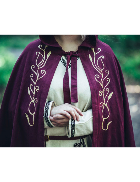 Medieval cape with embroidery Lyra...