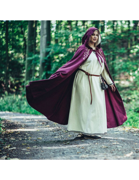 Medieval cape with embroidery Lyra...