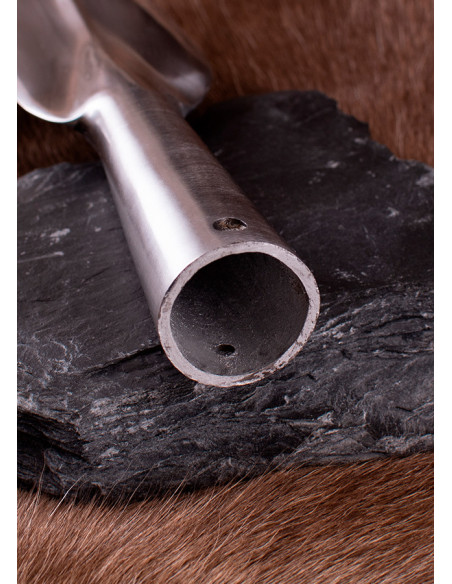 Classic leaf-shaped spearhead, 31.2 cm. Classic leaf-shaped spearhead, 31.2 cm.