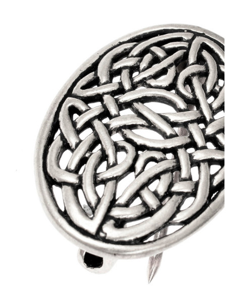Celtic Brooch Openwork Knot Oval Celtic Brooch Openwork Knot Oval
