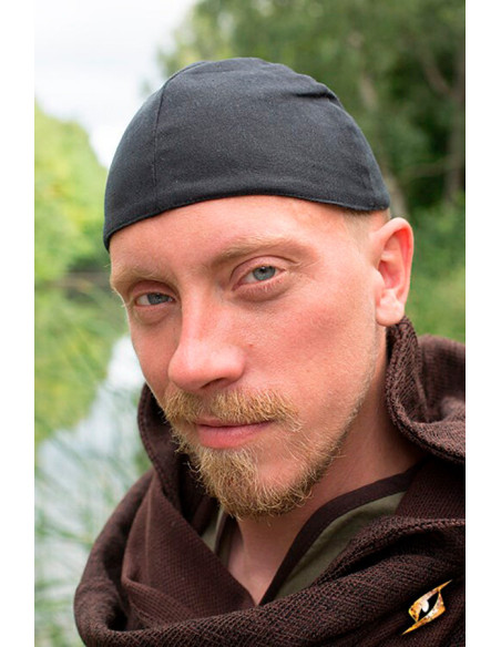 Baldur medieval cap in black color
