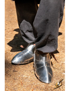 Articulated medieval scarps or sabatons