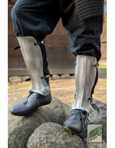 Polished Steel Mercenary Greaves