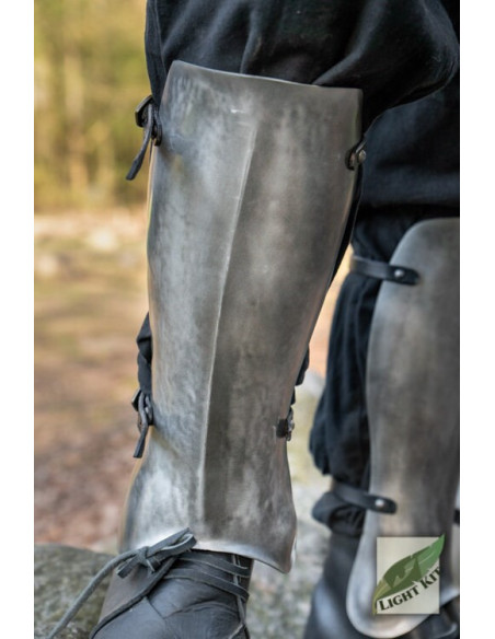 Polished Steel Mercenary Greaves