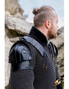 Set of lumberjack shoulder pads in black leather