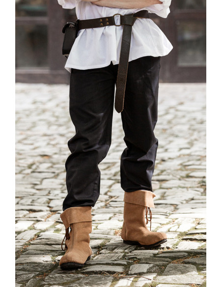 Leather belt with Celtic pattern,...