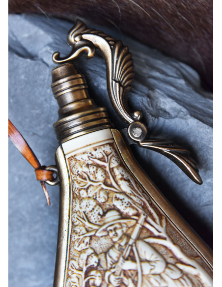 Ivory powder box for flintlock weapons