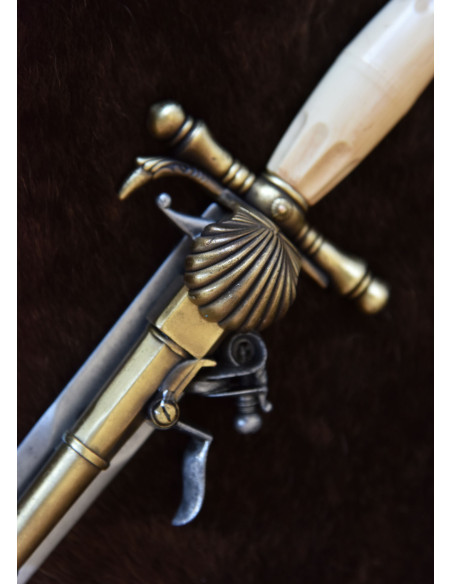 French pistol, dagger type, 18th century French pistol, dagger type, 18th century