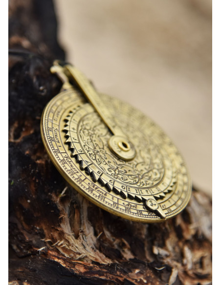 Pendant with Clock of the stars and...