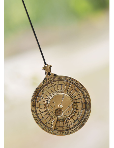 Pendant with Clock of the stars and...