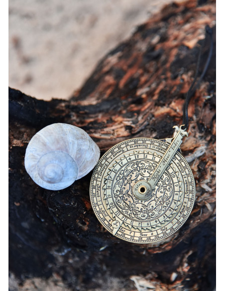 Pendant with Clock of the stars and...