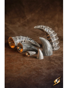 Set of 6 mountable demon horns, Dark Bone finish