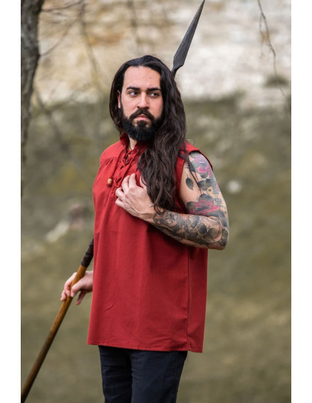 Sleeveless red medieval shirt, Louis... Sleeveless red medieval shirt, Louis...