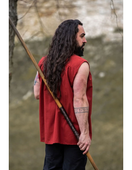 Sleeveless red medieval shirt, Louis... Sleeveless red medieval shirt, Louis...