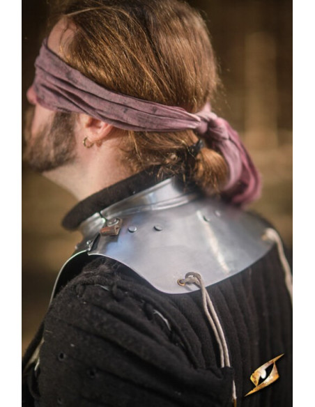 Gorget in polished steel Captain...