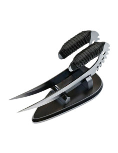 Black Saber Claws from The Chronicles of Riddick