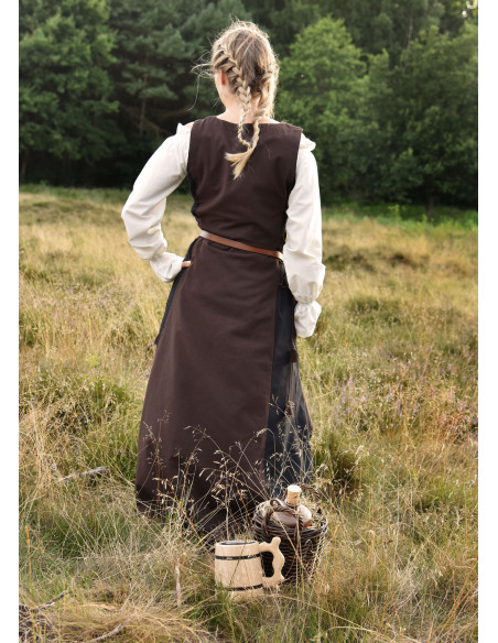 Jarle sleeveless medieval dress in... Jarle sleeveless medieval dress in...