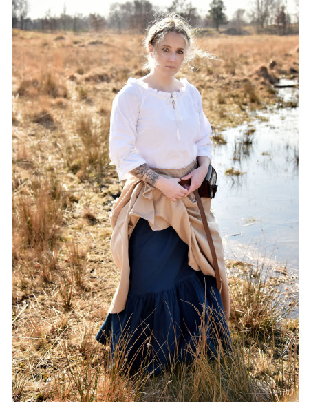 Medieval skirt with wide cut, light... Medieval skirt with wide cut, light...