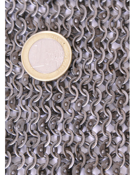 Chainmail piece of 20 x 20 cm, edged...