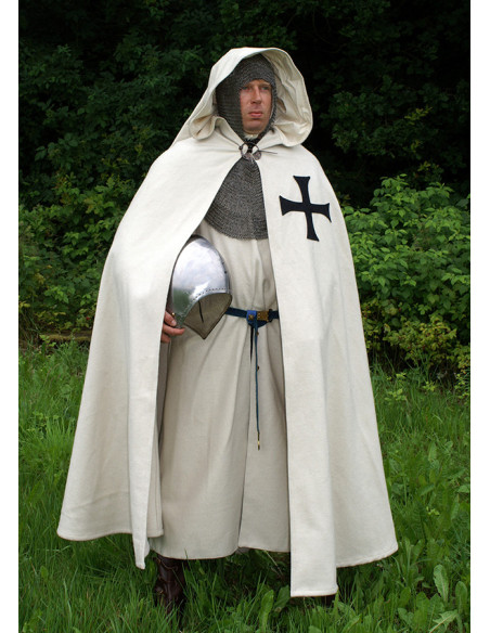 Cape of the Teutonic Knights in wool