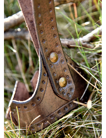 Leather baldric with horn buckle,...
