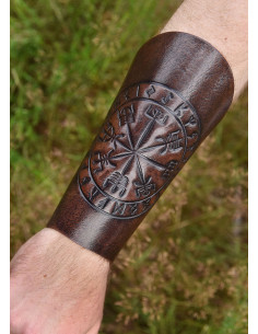 Leather bracelet with Vegvísir engraving 2