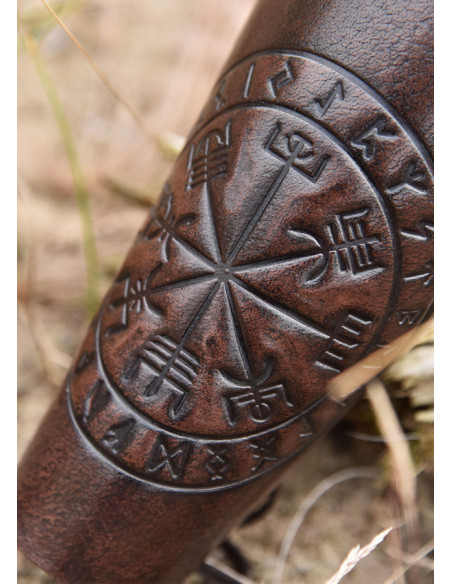 Leather bracelet with Vegvísir engraving