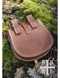 Viking leather bag model Tarsoly 2