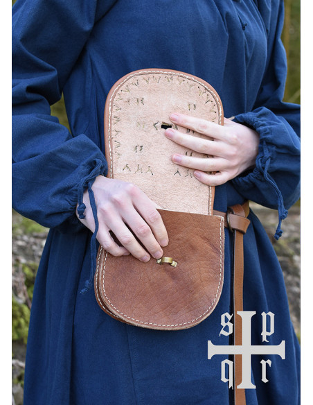 Viking leather bag model Tarsoly