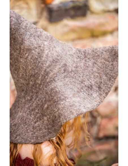 Glinda model witch hat, natural brown... Glinda model witch hat, natural brown...
