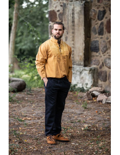 medieval shirt laces 2