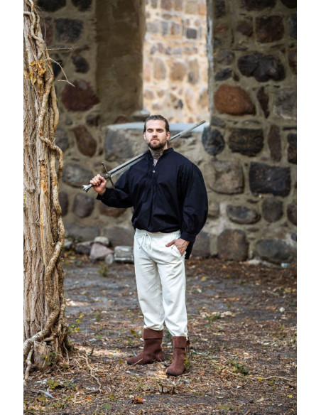 Oswald wide medieval shirt, black color Oswald wide medieval shirt, black color