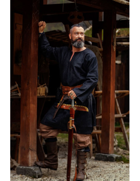 Olvisson Viking tunic, black wool