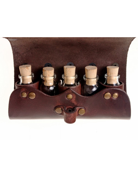 Leather bag of 5 potions with strap...