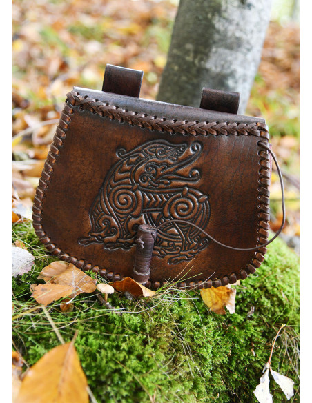 Dragon bag in brown leather to be...