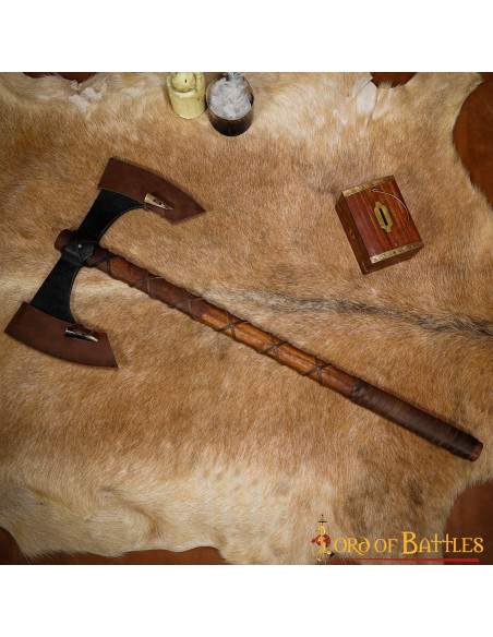 Double-edged functional ax with sheath