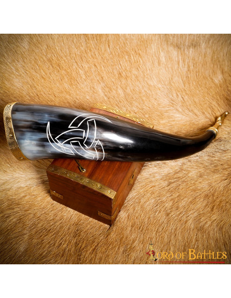 Viking Horn of Odin to drink (300-400...
