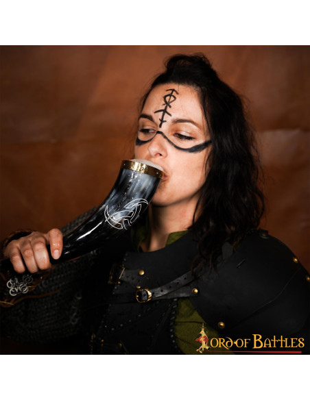 Viking Horn of Odin to drink (300-400...