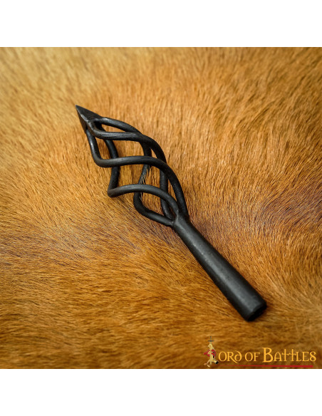 Functional medieval arrowhead, fire...