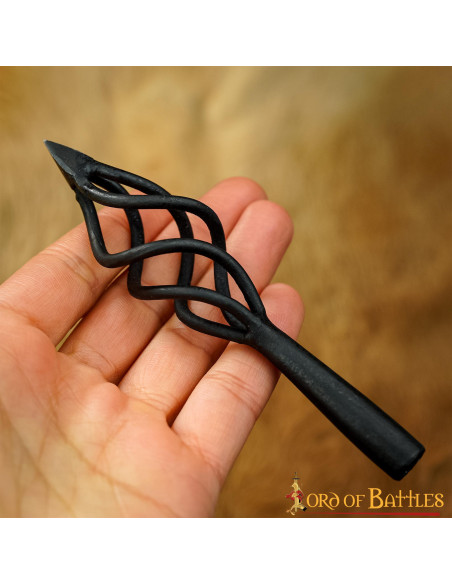 Functional medieval arrowhead, fire...