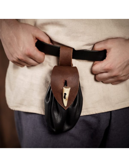 Leather belt bag The Adventurer Leather belt bag The Adventurer