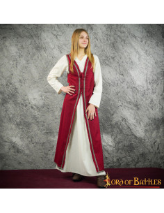 Brial Medieval Julietta in Garnet 2
