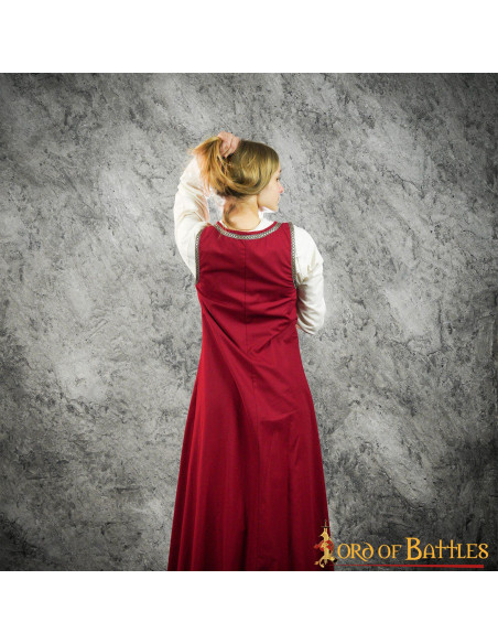 Brial Medieval Julietta in Garnet