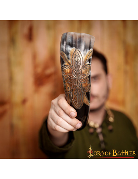 Drinking horn Flower with specks,...