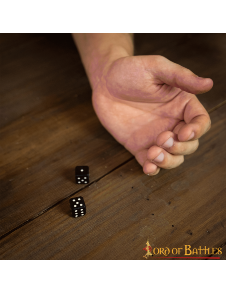 Pack 6 horn dice with embedded pips